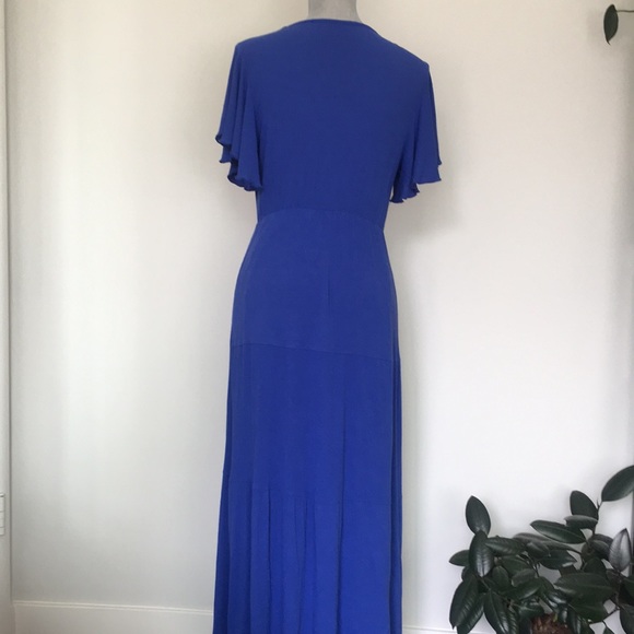 Gauze Flutter Sleeve V-Neck Hi-lo Hem Maxi Dress ๐ - Picture 6 of 10